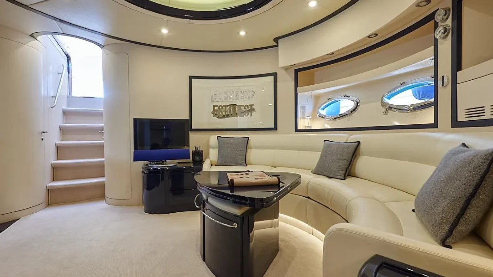 Aquarius54-LCRiviera_Conciergerie_de_Luxe-Yacht-Achat (14)