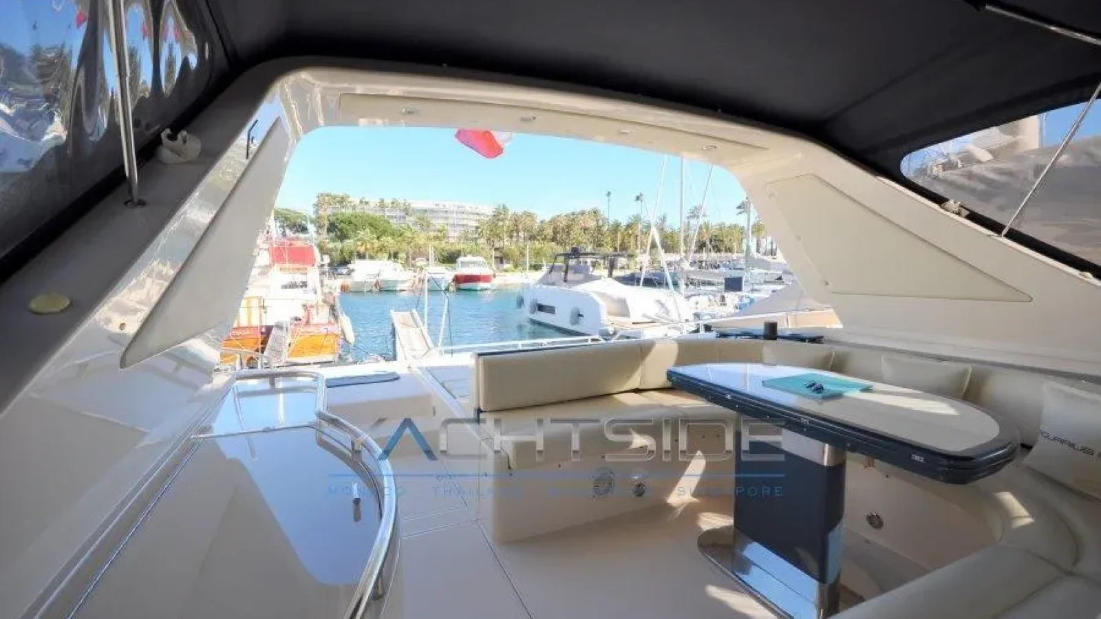 Aquarius54-LCRiviera_Conciergerie_de_Luxe-Yacht-Achat (8)