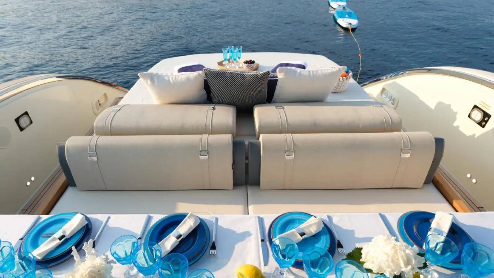 Baccarat-LCRiviera_Conciergerie_de_Luxe-Yacht-Location (7)