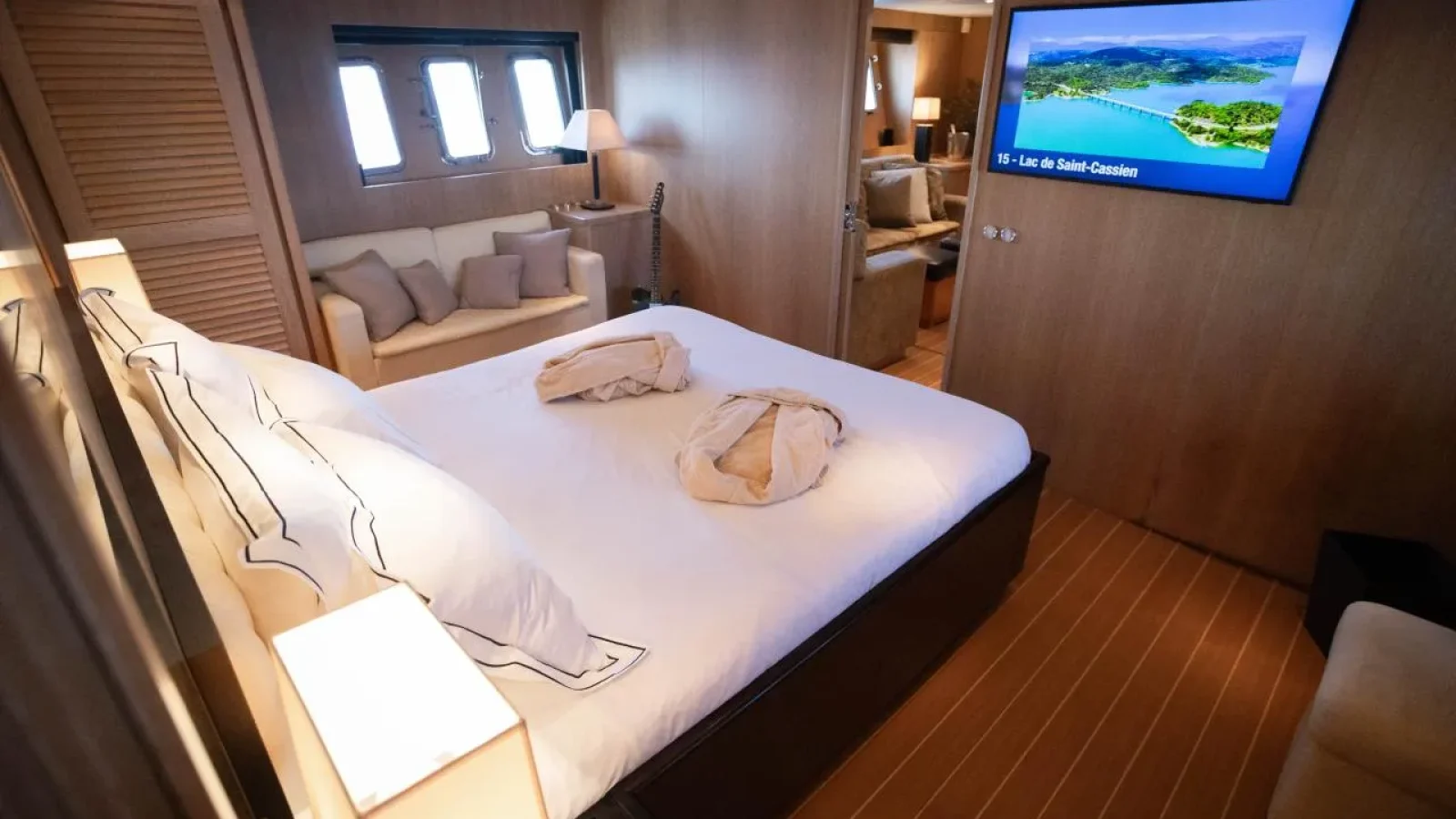 Best-Mountain-LCRiviera_Conciergerie_de_Luxe-Yacht-Location (6)