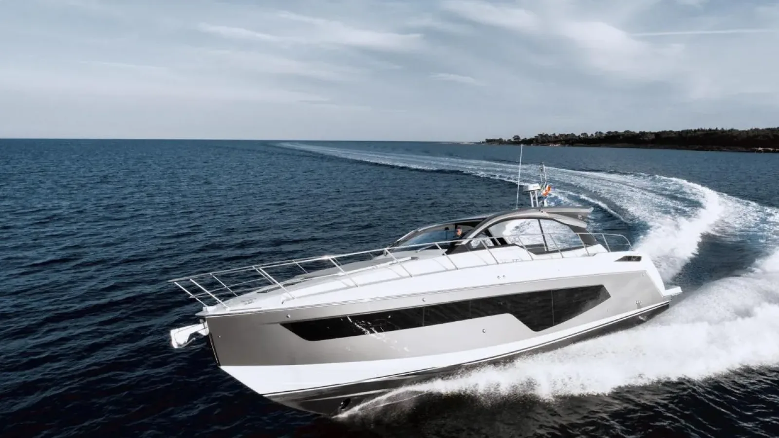 Calyana-LCRiviera_Conciergerie_de_Luxe-Yacht-Location (15)