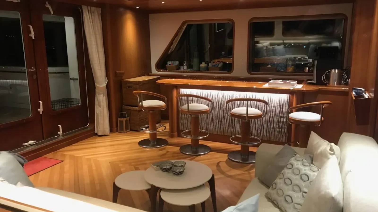Cornelia-LCRiviera_Conciergerie_de_Luxe-Yacht-Location (9)