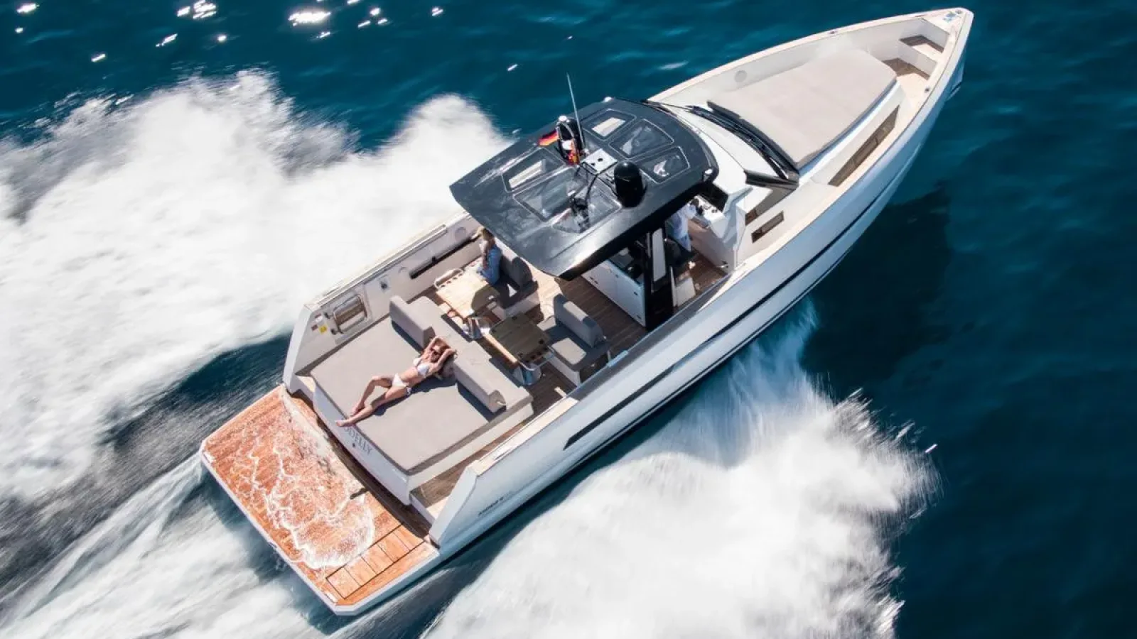 Fjord44-LCRiviera_Conciergerie_de_Luxe-Yacht-Location (15)