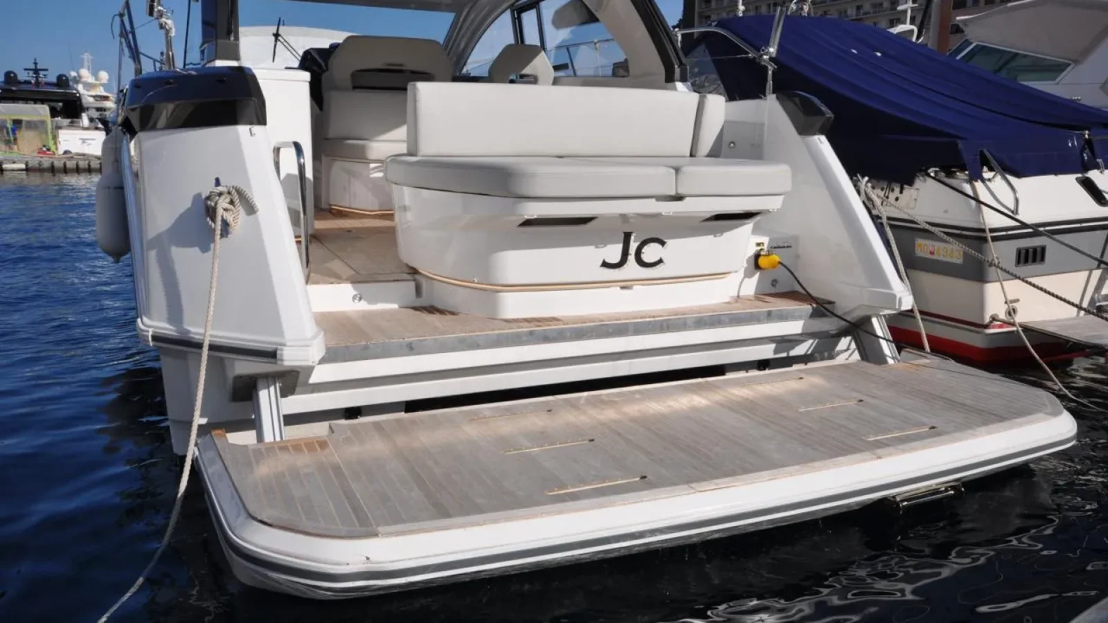GT41-LCRiviera_Conciergerie_de_Luxe-Yacht-Achat (2)