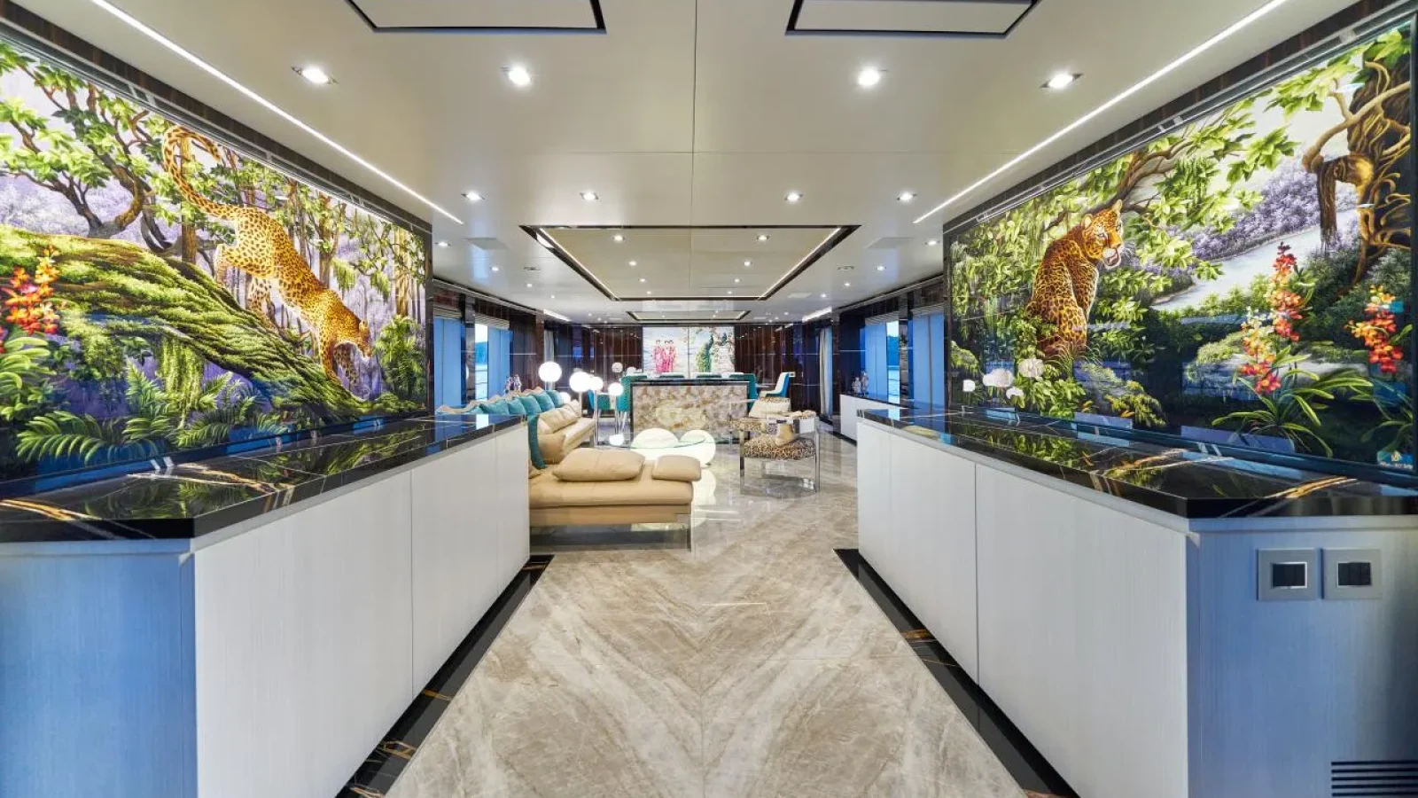 Happy_Me-LCRiviera_Conciergerie_de_Luxe-Yacht-Location (11)