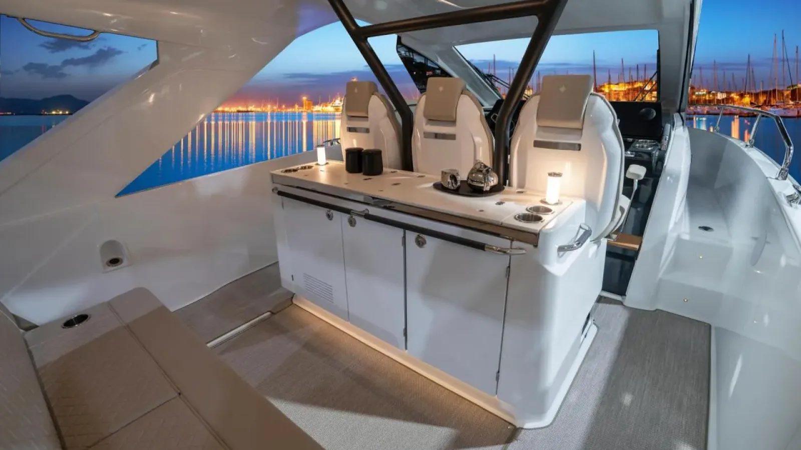 Jeavalsebrune-LCRiviera_Conciergerie_de_Luxe-Yacht-Location (11)
