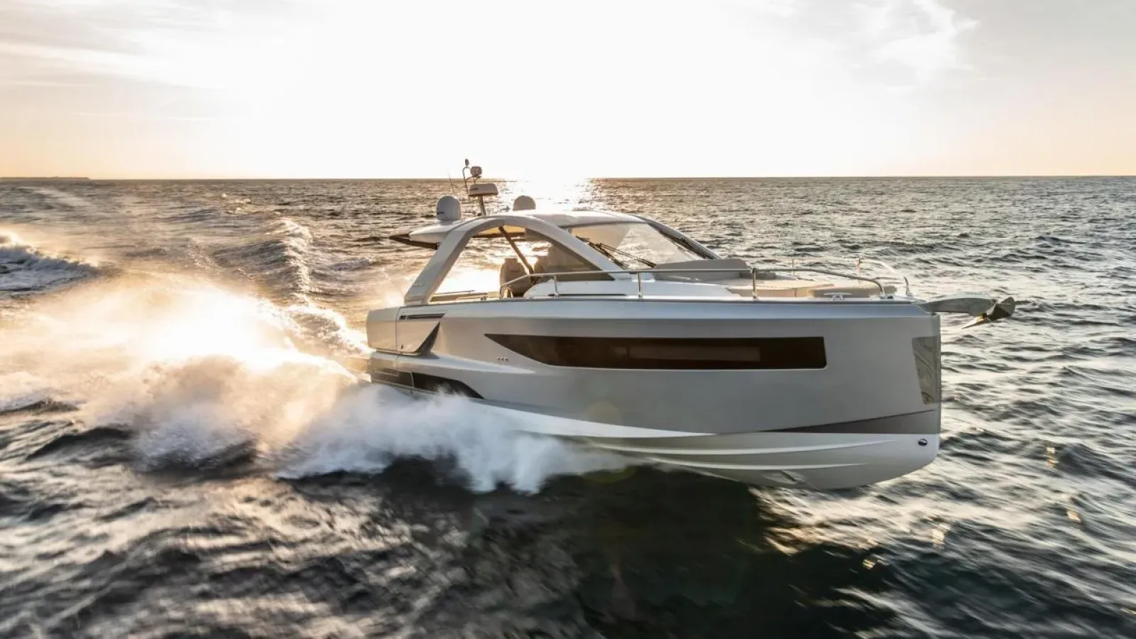 Jeavalsebrune-LCRiviera_Conciergerie_de_Luxe-Yacht-Location (17)