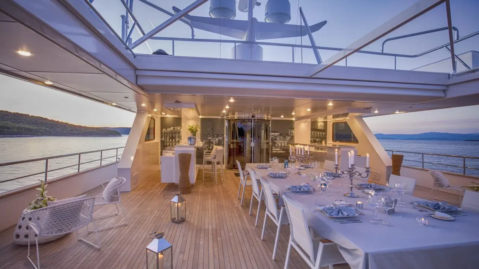 Katina-LCRiviera_Conciergerie_de_Luxe-Yacht-Location (10)