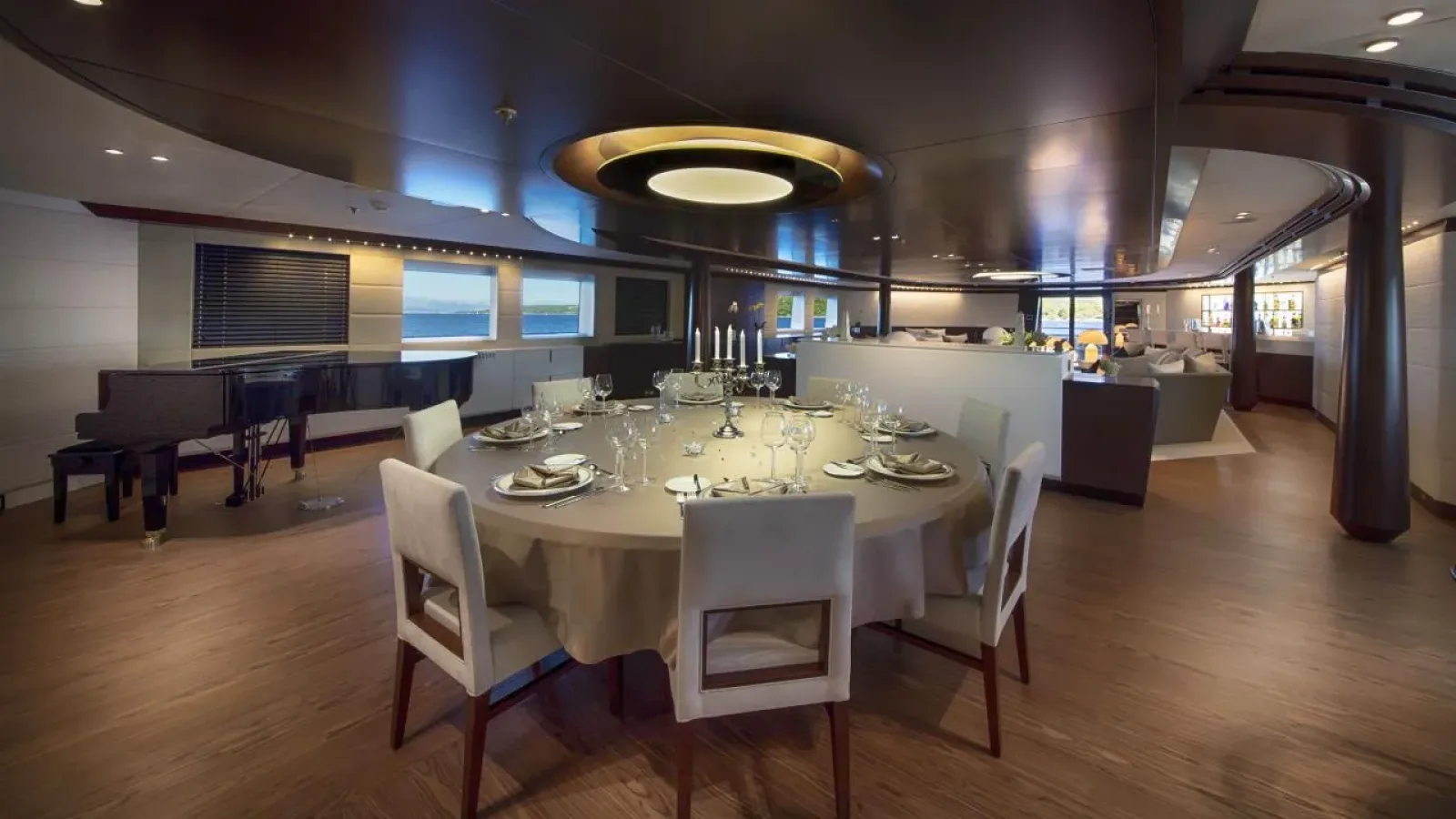 Katina-LCRiviera_Conciergerie_de_Luxe-Yacht-Location (14)