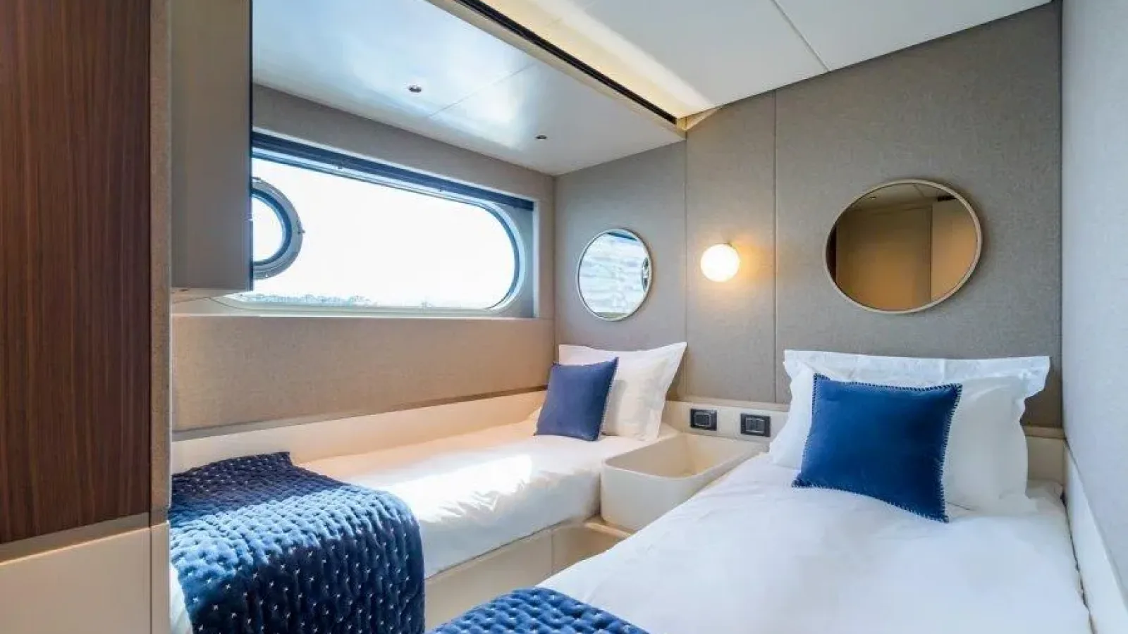 Magellano25-LCRiviera_Conciergerie_de_Luxe-Yacht-Achat (24)