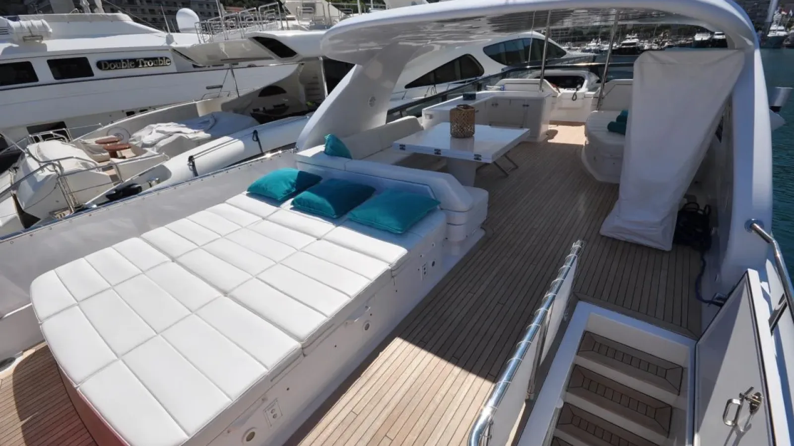 Maiora27-LCRiviera_Conciergerie_de_Luxe-Yacht-Achat (6)