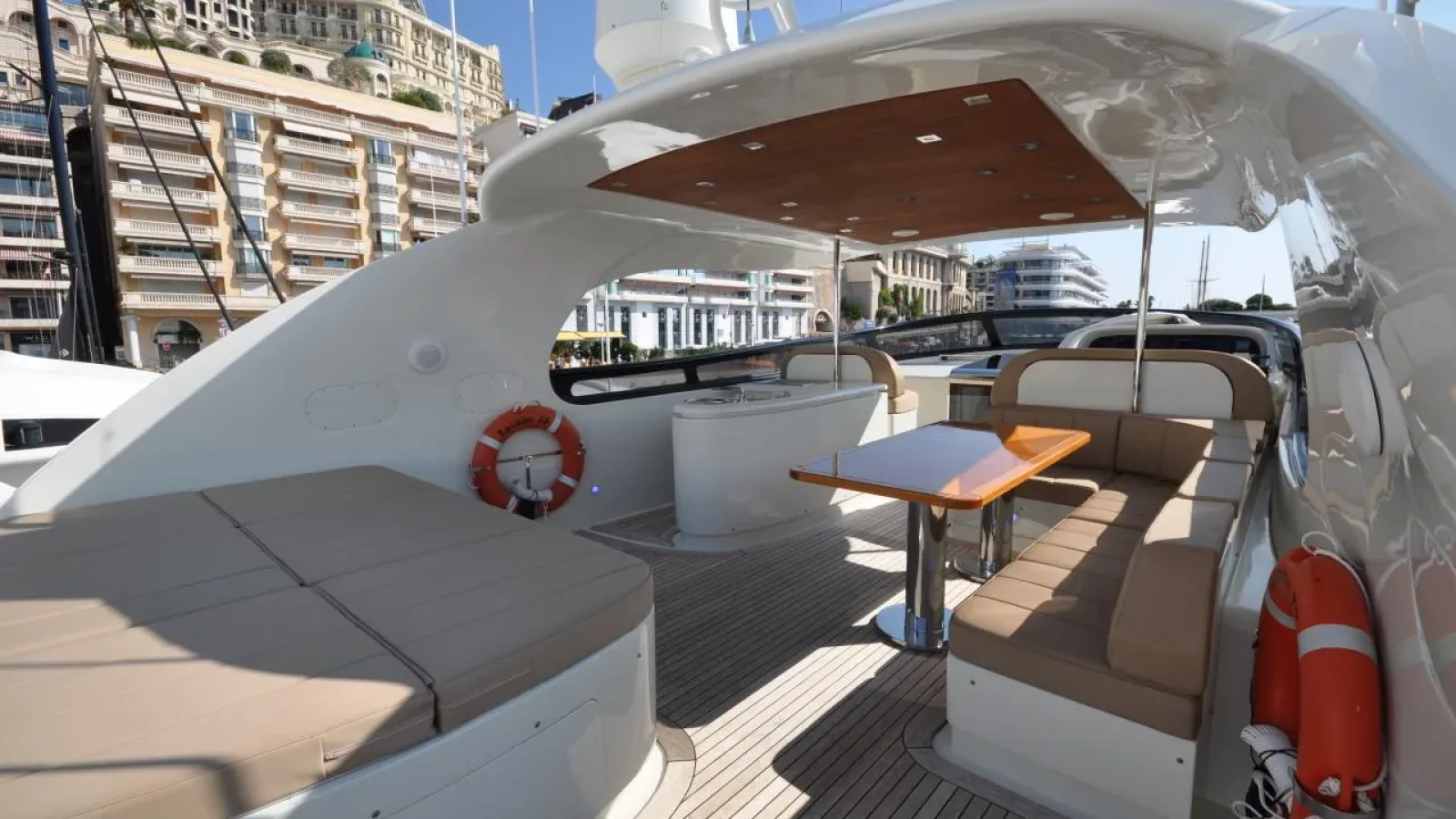 Maiora31DP-LCRiviera_Conciergerie_de_Luxe-Yacht-Achat (10)