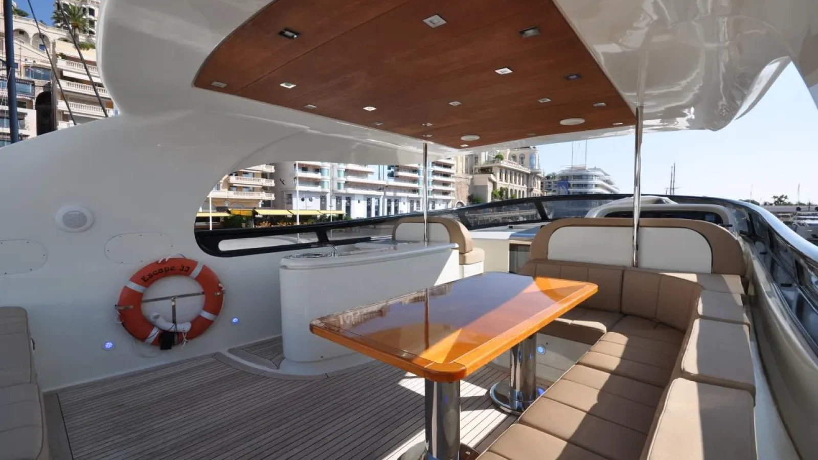 Maiora31DP-LCRiviera_Conciergerie_de_Luxe-Yacht-Achat (11)