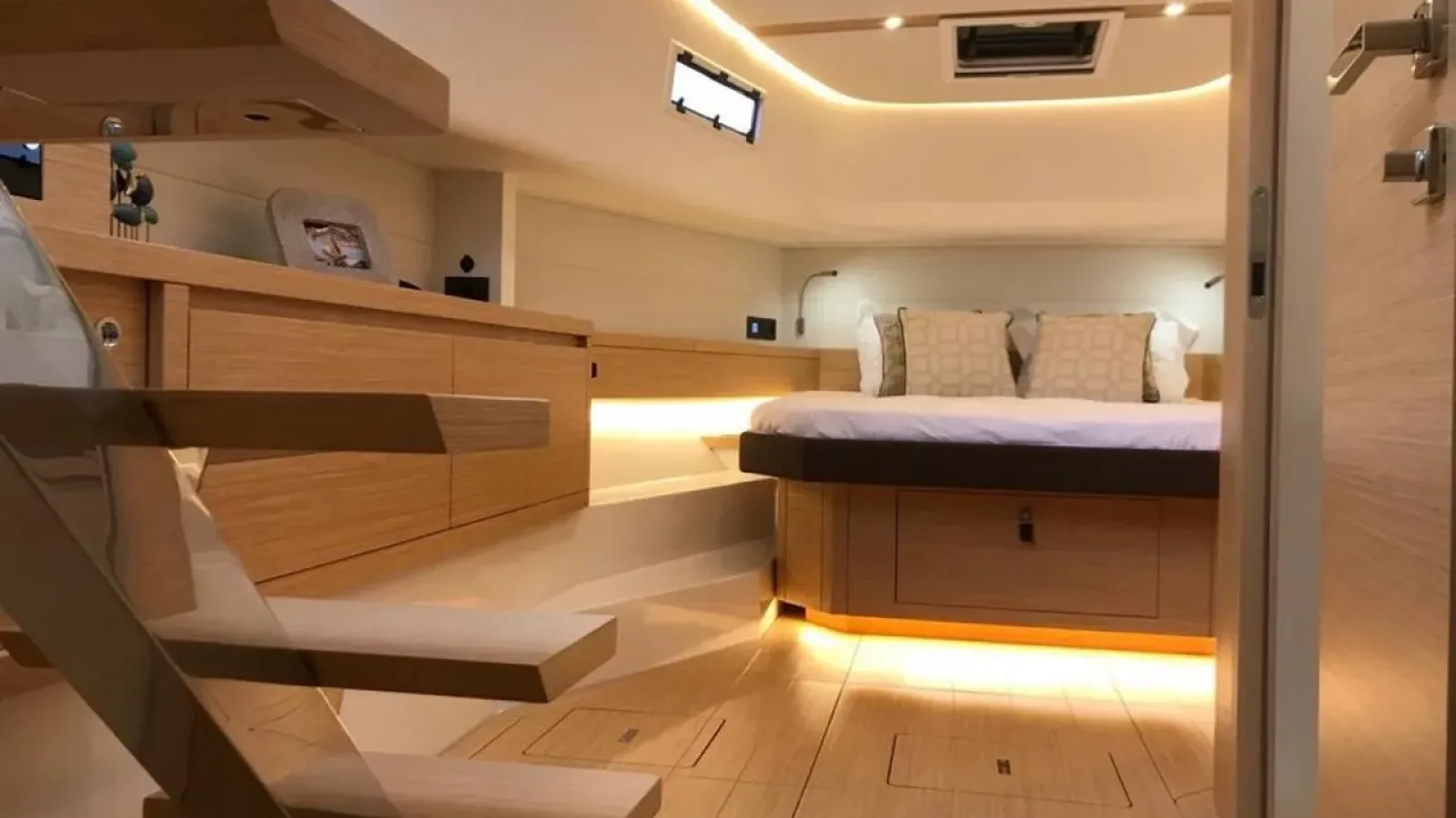 Melek-LCRiviera_Conciergerie_de_Luxe-Yacht-Location (2)
