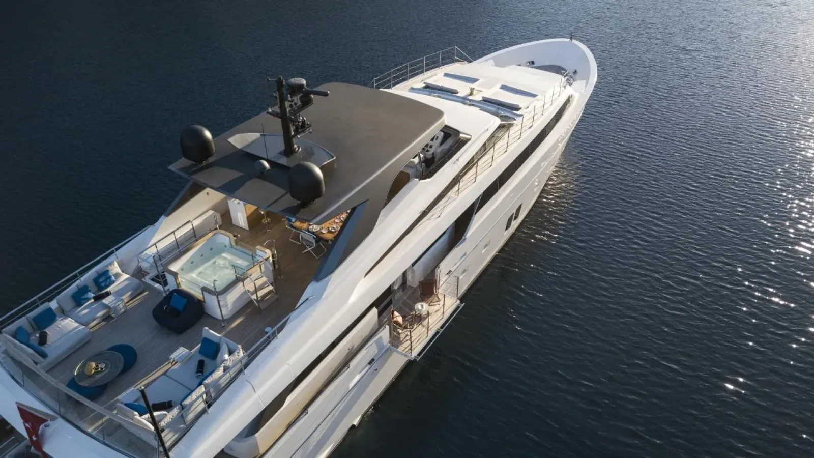Morning_Star-LCRiviera_Conciergerie_de_Luxe-Yacht-Location (3)
