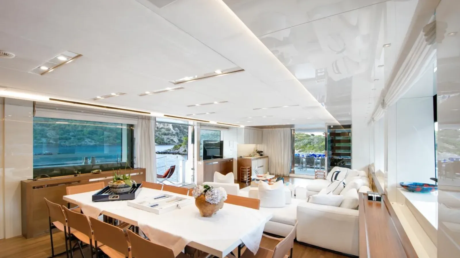 Morning_Star-LCRiviera_Conciergerie_de_Luxe-Yacht-Location (9)