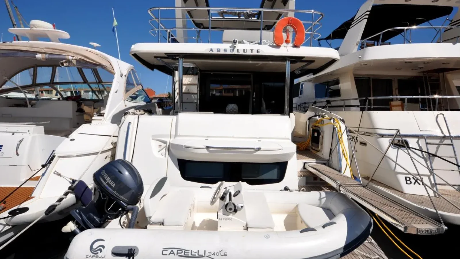 Navetta52-LCRiviera_Conciergerie_de_Luxe-Yacht-Achat (1)