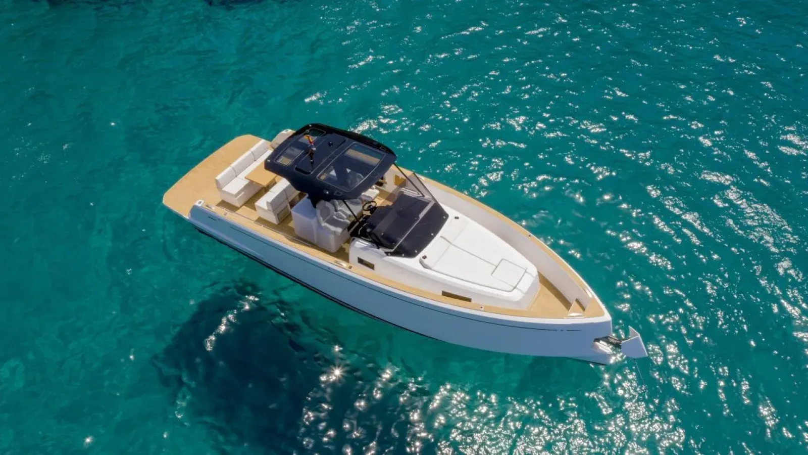 Navis-LCRiviera_Conciergerie_de_Luxe-Yacht-Location (10)