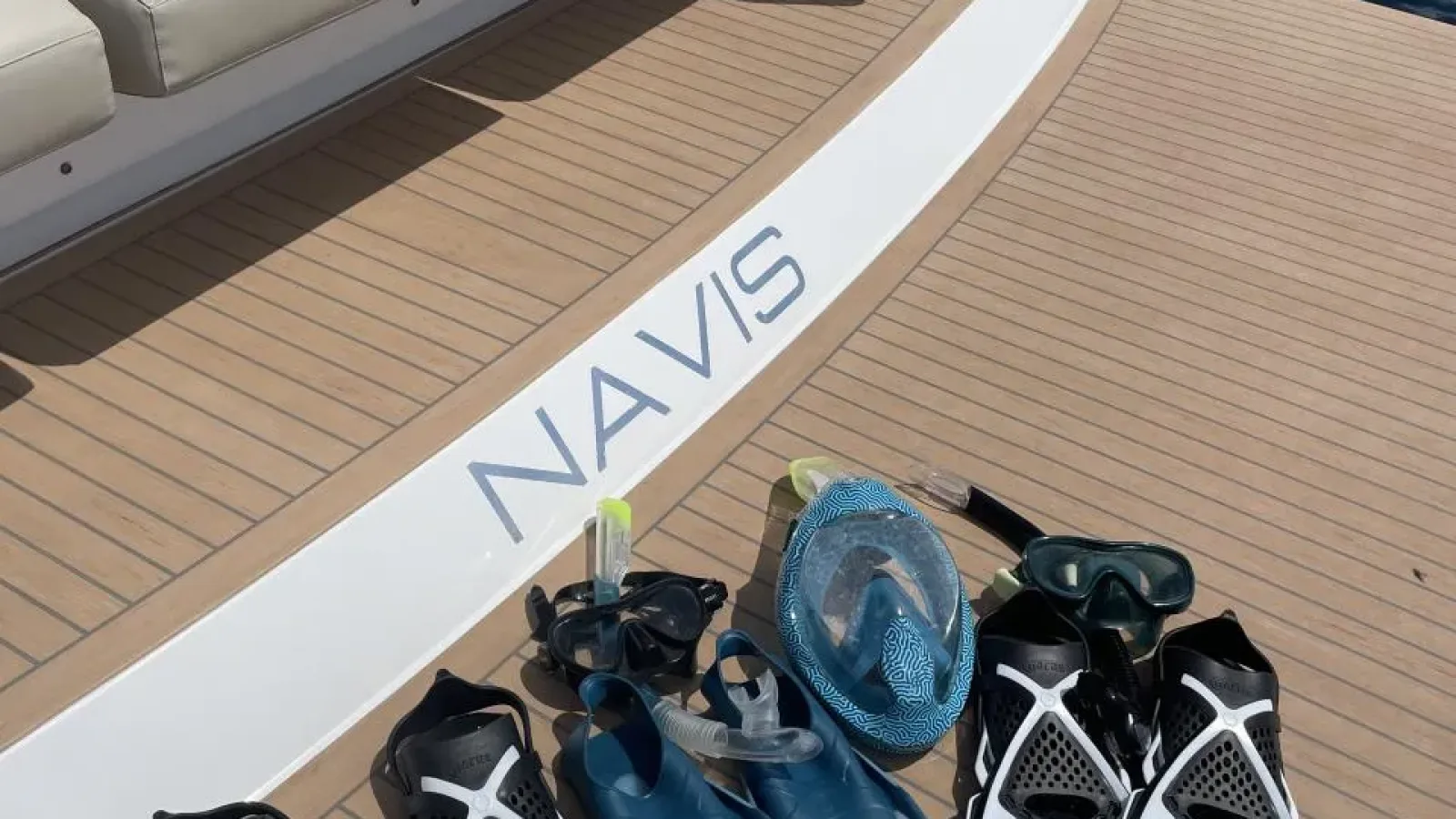 Navis-LCRiviera_Conciergerie_de_Luxe-Yacht-Location (3)