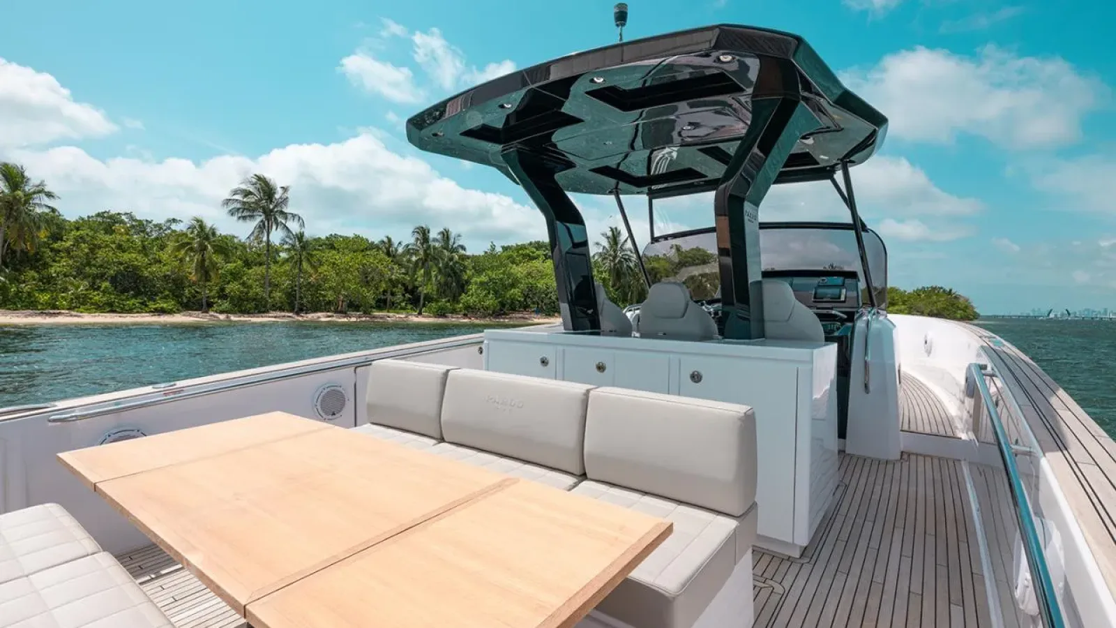 Navis-LCRiviera_Conciergerie_de_Luxe-Yacht-Location (7)
