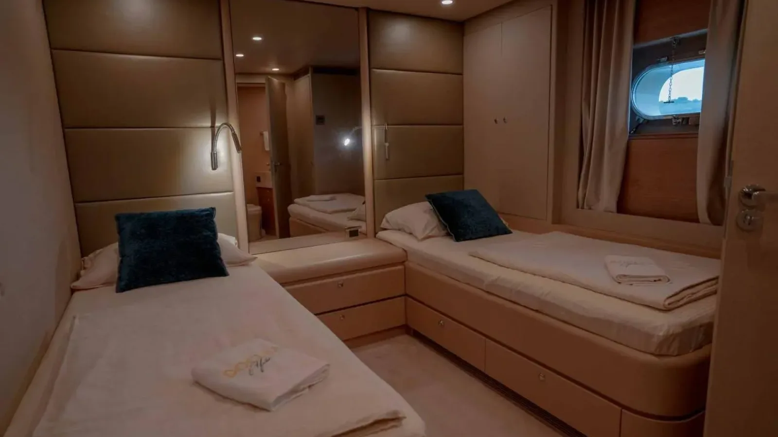 Oceanco80-LCRiviera_Conciergerie_de_Luxe-Yacht-Achat (15)