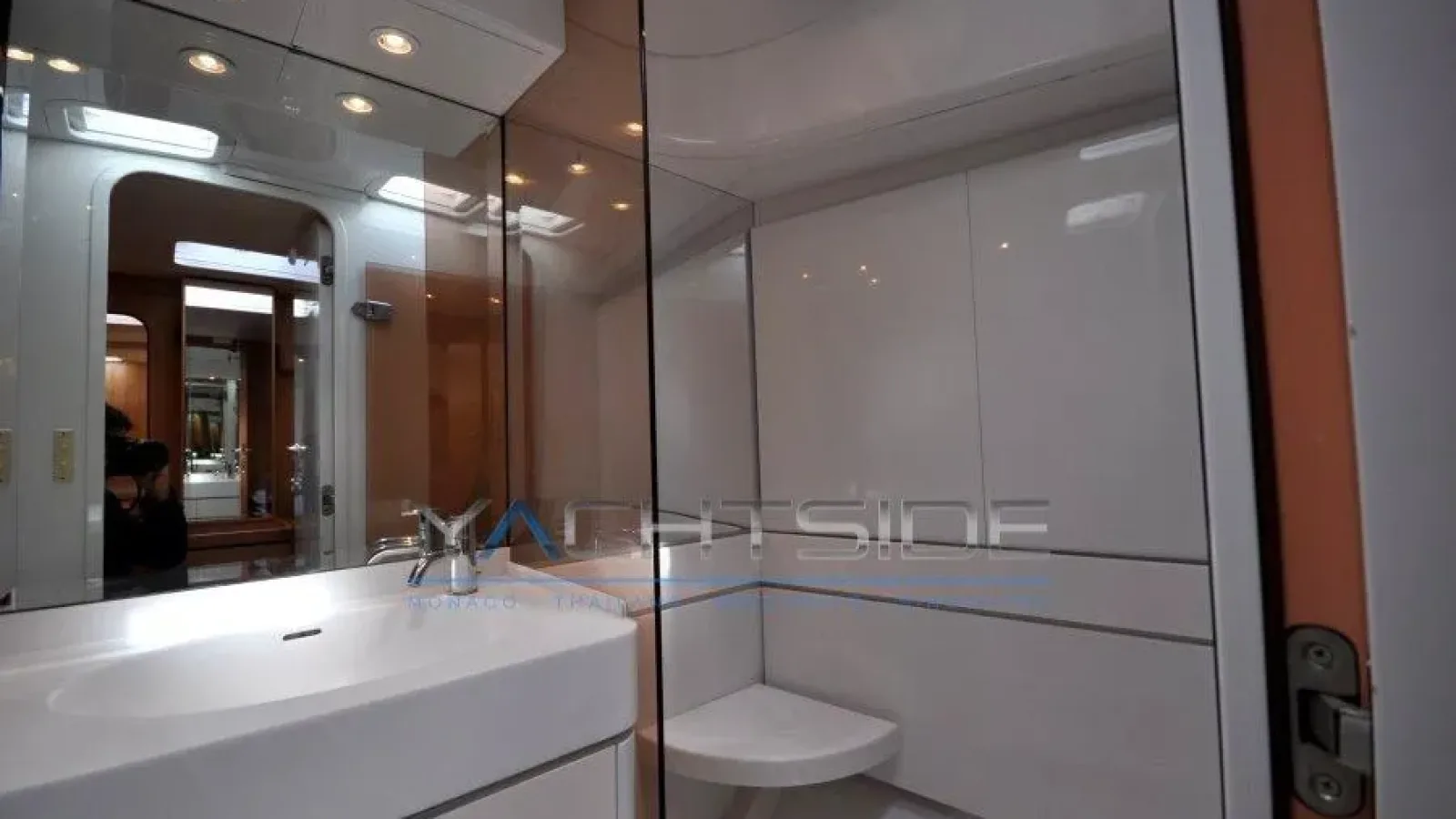 Phenix_Dixi-LCRiviera_Conciergerie_de_Luxe-Yacht-Achat (17)