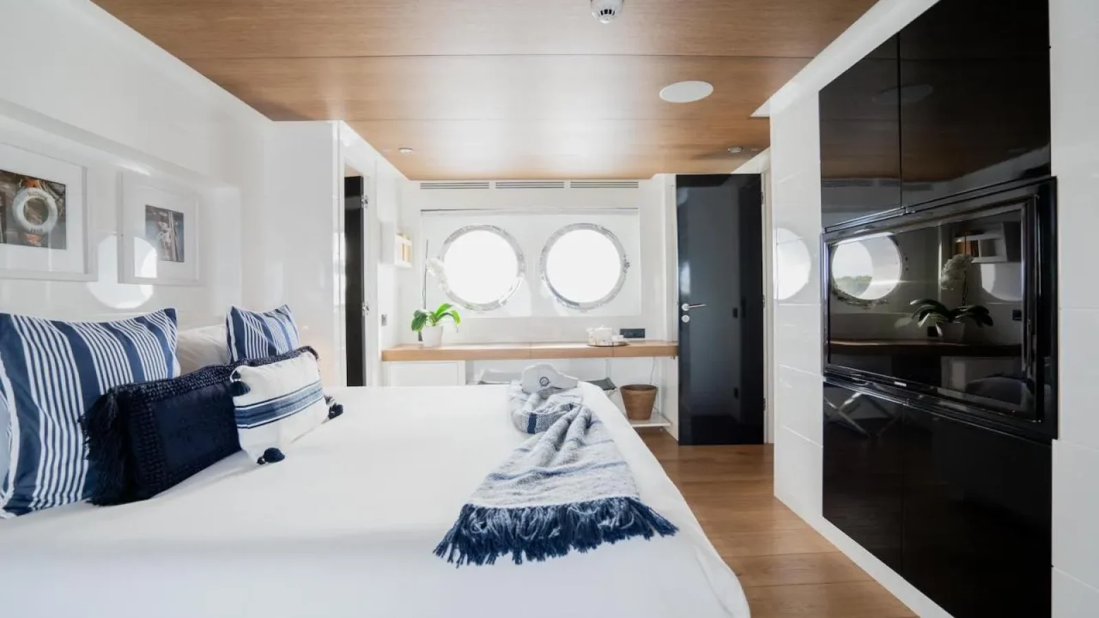 Preference19-LCRiviera_Conciergerie_de_Luxe-Yacht-Location (16)