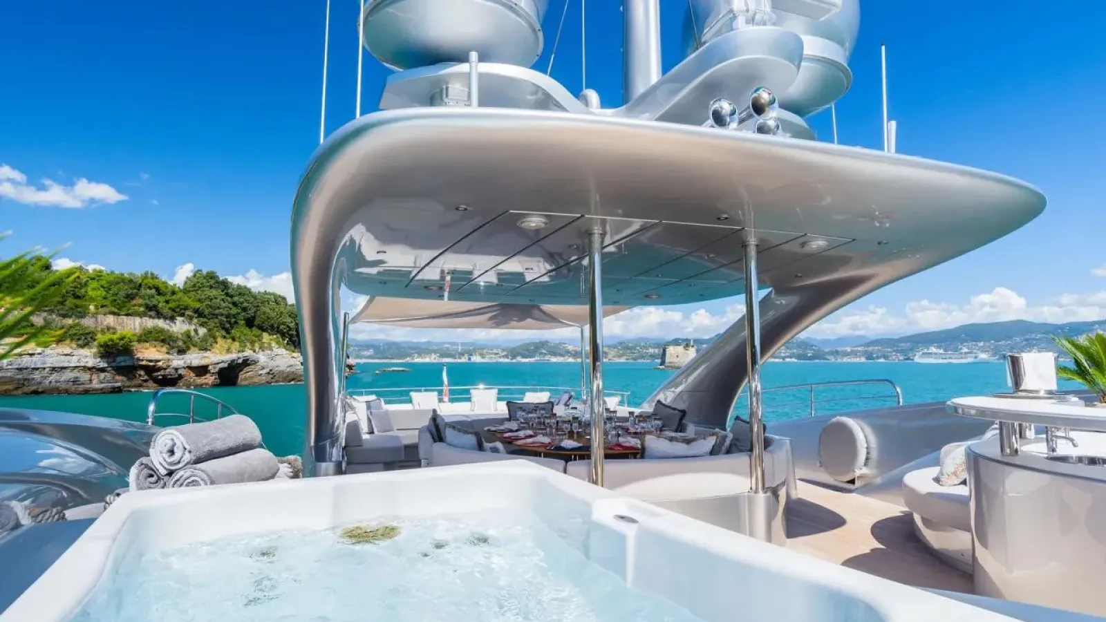 Silver_Wind-LCRiviera_Conciergerie_de_Luxe-Yacht-Location (6)