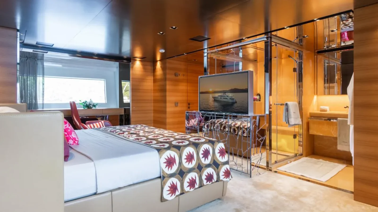 Takara_One-LCRiviera_Conciergerie_de_Luxe-Yacht-Location (15)