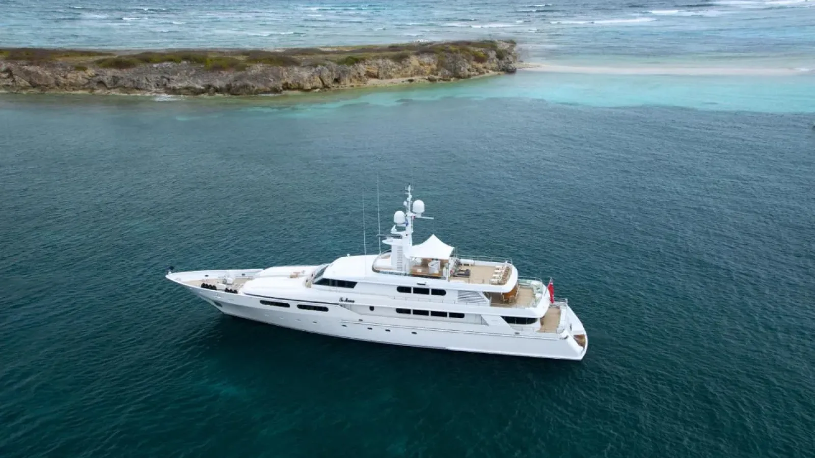 Te_Manu-LCRiviera_Conciergerie_de_Luxe-Yacht-Location (3)