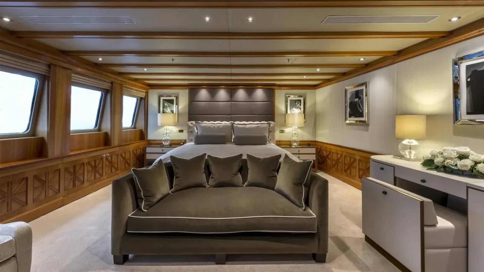 The_Wellesley-LCRiviera_Conciergerie_de_Luxe-Yacht-Location (8)